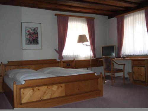 Lindenhof Hotel Mornsheim Ruang foto